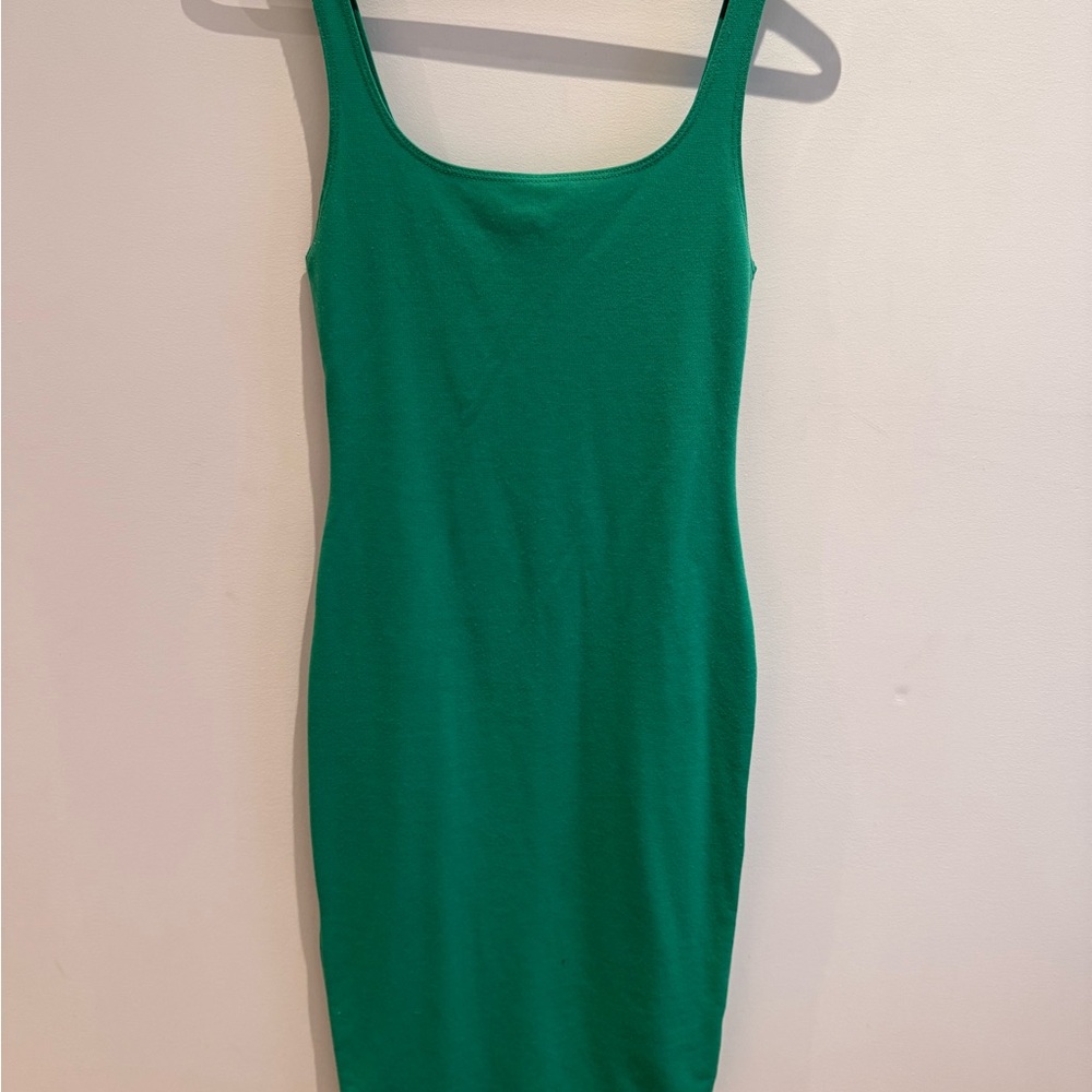 Zara Emerald Green Scoop-Neck Midi Dress